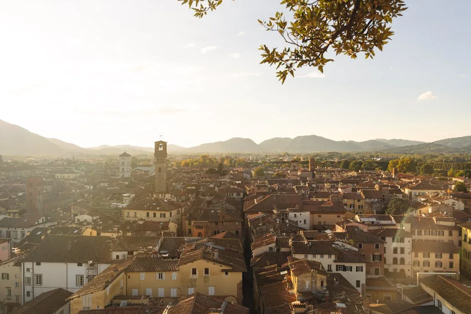 Vue panoramique des toits et tours de San Gimignano au coucher